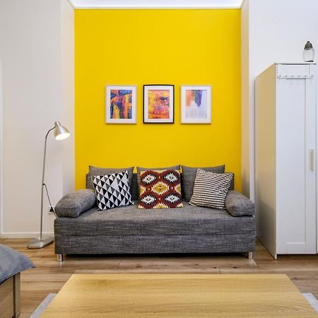Stylish Yellow Suite In The Heart Of Budapeşte Dış mekan fotoğraf
